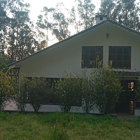 Quinta Los Eucaliptos Hotel Quito Exterior foto