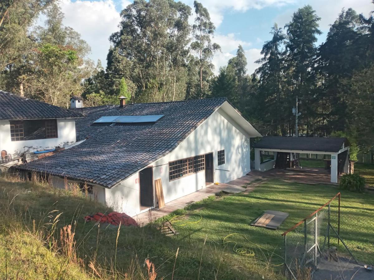 Quinta Los Eucaliptos Hotel Quito Exterior foto